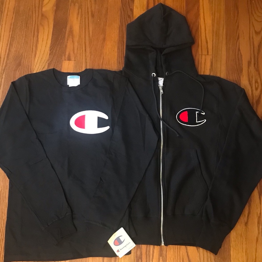 Set of two Champions  (1)T-Shirt & (1)Jacket XS - Picture 2 of 12